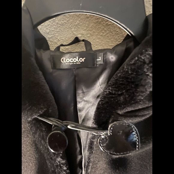 Oversized Hooded, Fur Trimmed, ¾ length Gothic Lolita Corset Coat - Picture 6 of 7